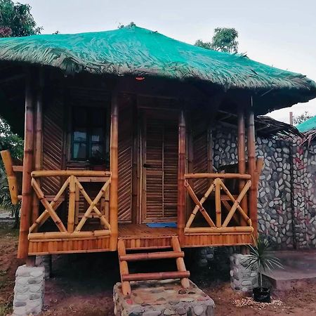Mecaja Beach House Roxas  外观 照片
