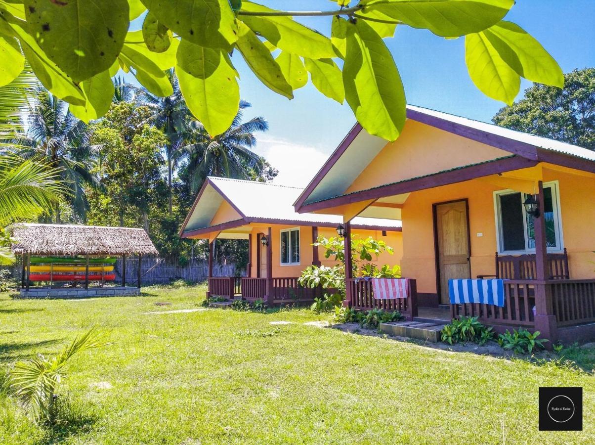 Mecaja Beach House Roxas  外观 照片
