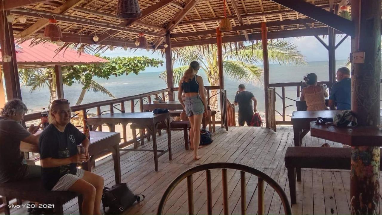 Mecaja Beach House Roxas  外观 照片